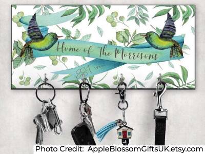 personalized hummingbird key holder